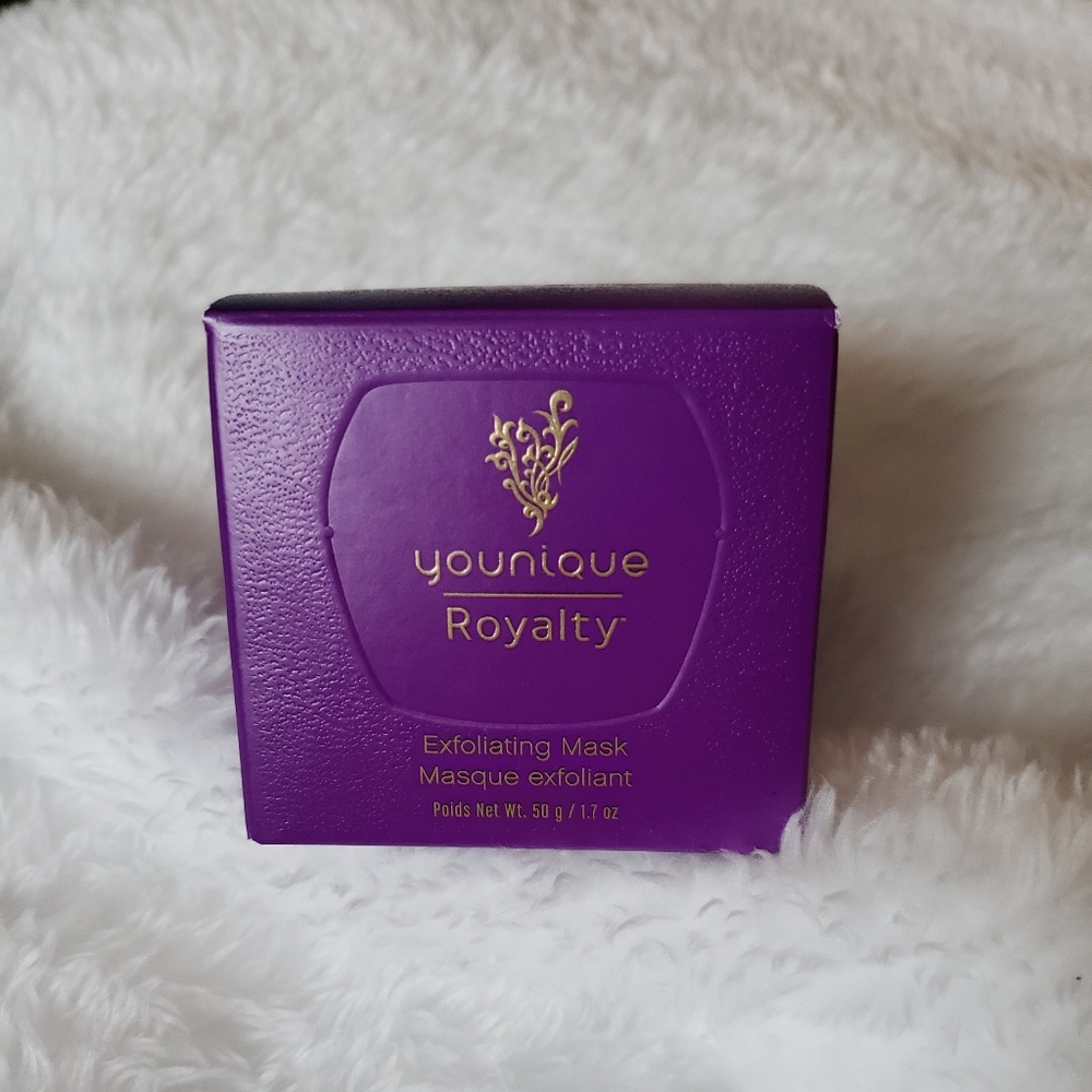 Younique Royalty Exfoliating Mask